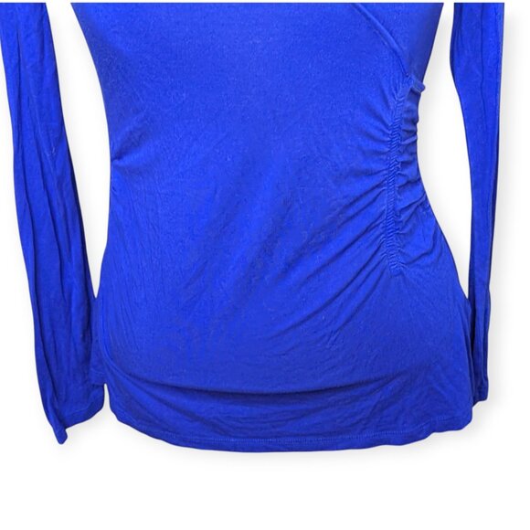 Cable & Gage Elegant Royal Blue Long Sleeve Knit V-Neck Top Size Small - Picture 4 of 14